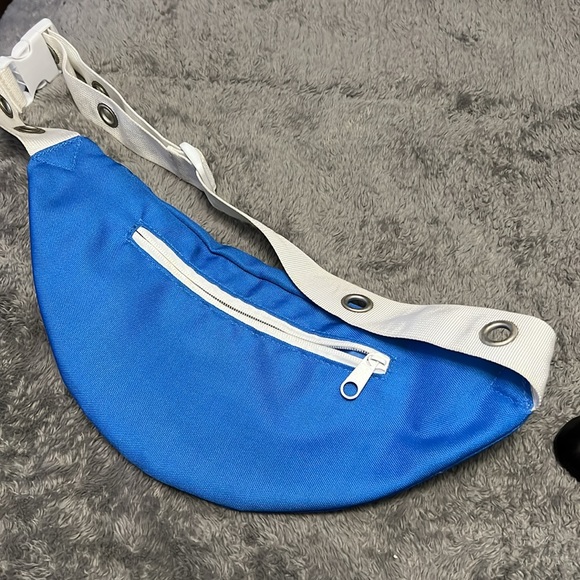 Bag - Picture 2 of 3